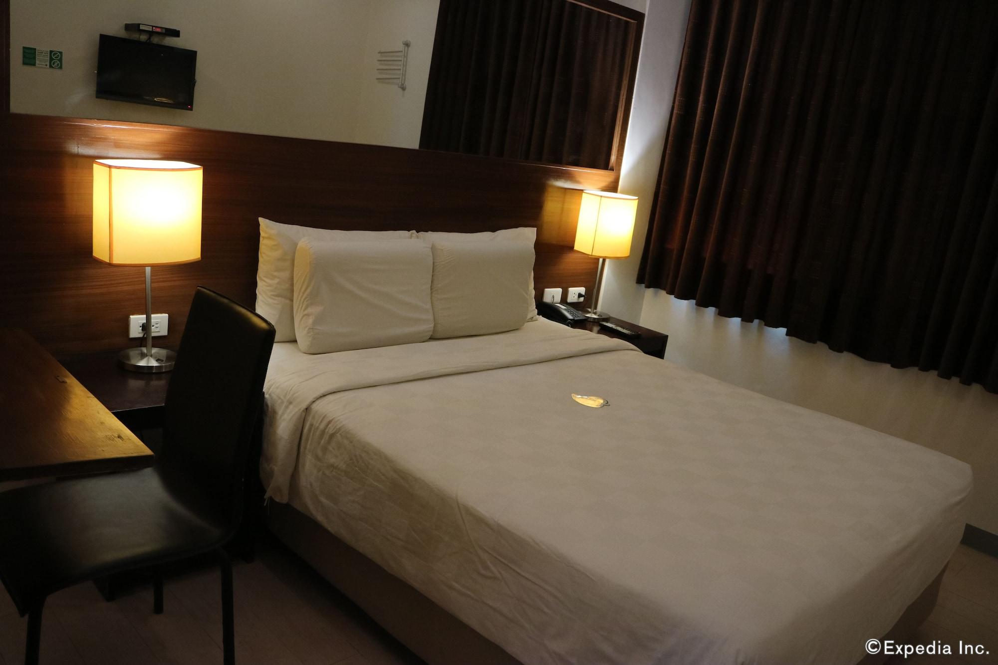 Go Hotels Bacolod Kültér fotó
