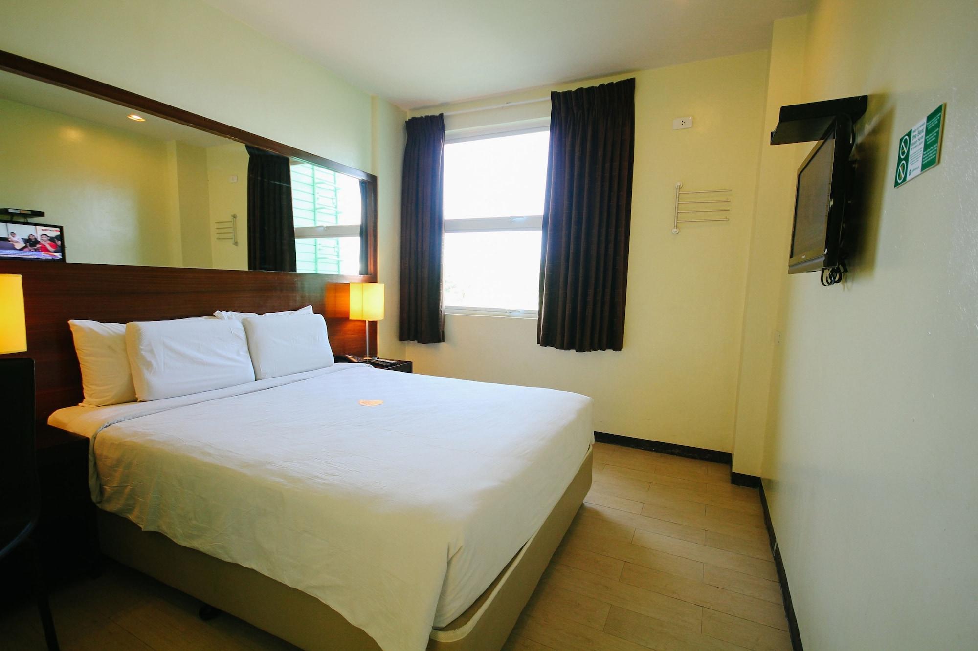 Go Hotels Bacolod Kültér fotó