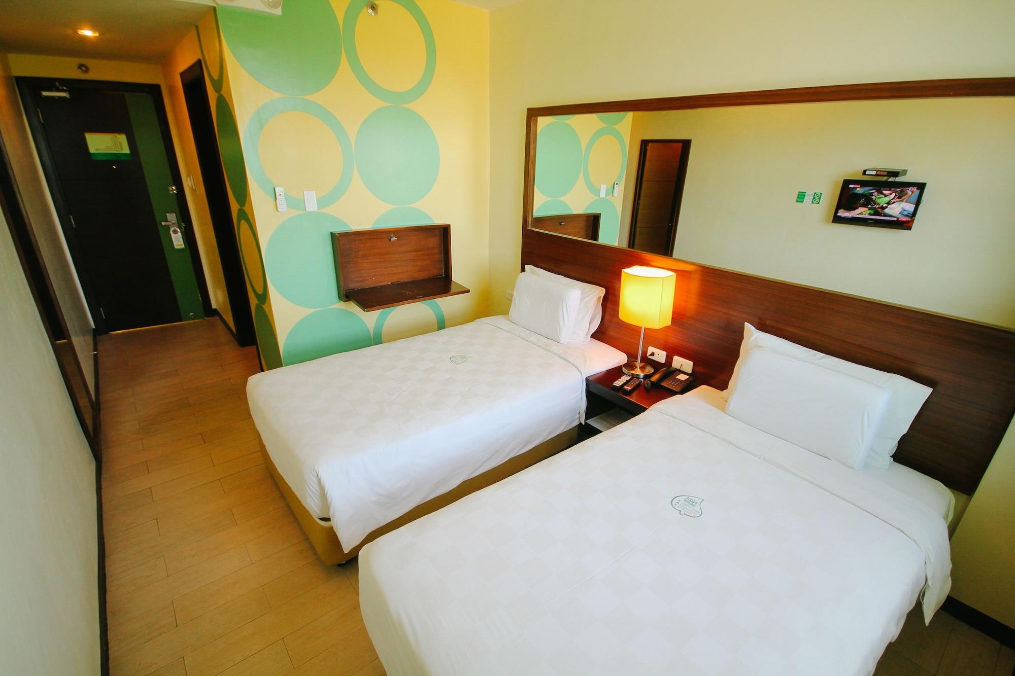Go Hotels Bacolod Kültér fotó