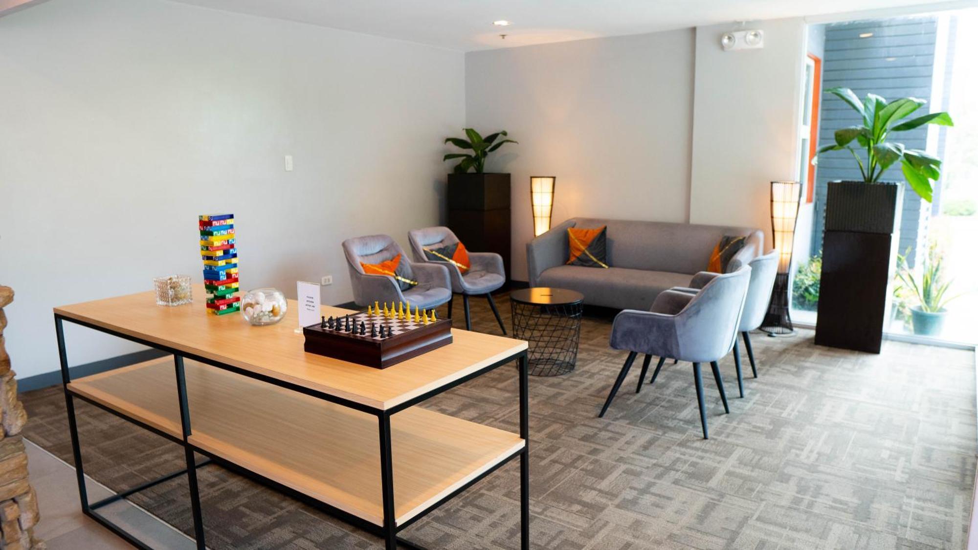 Go Hotels Bacolod Kültér fotó