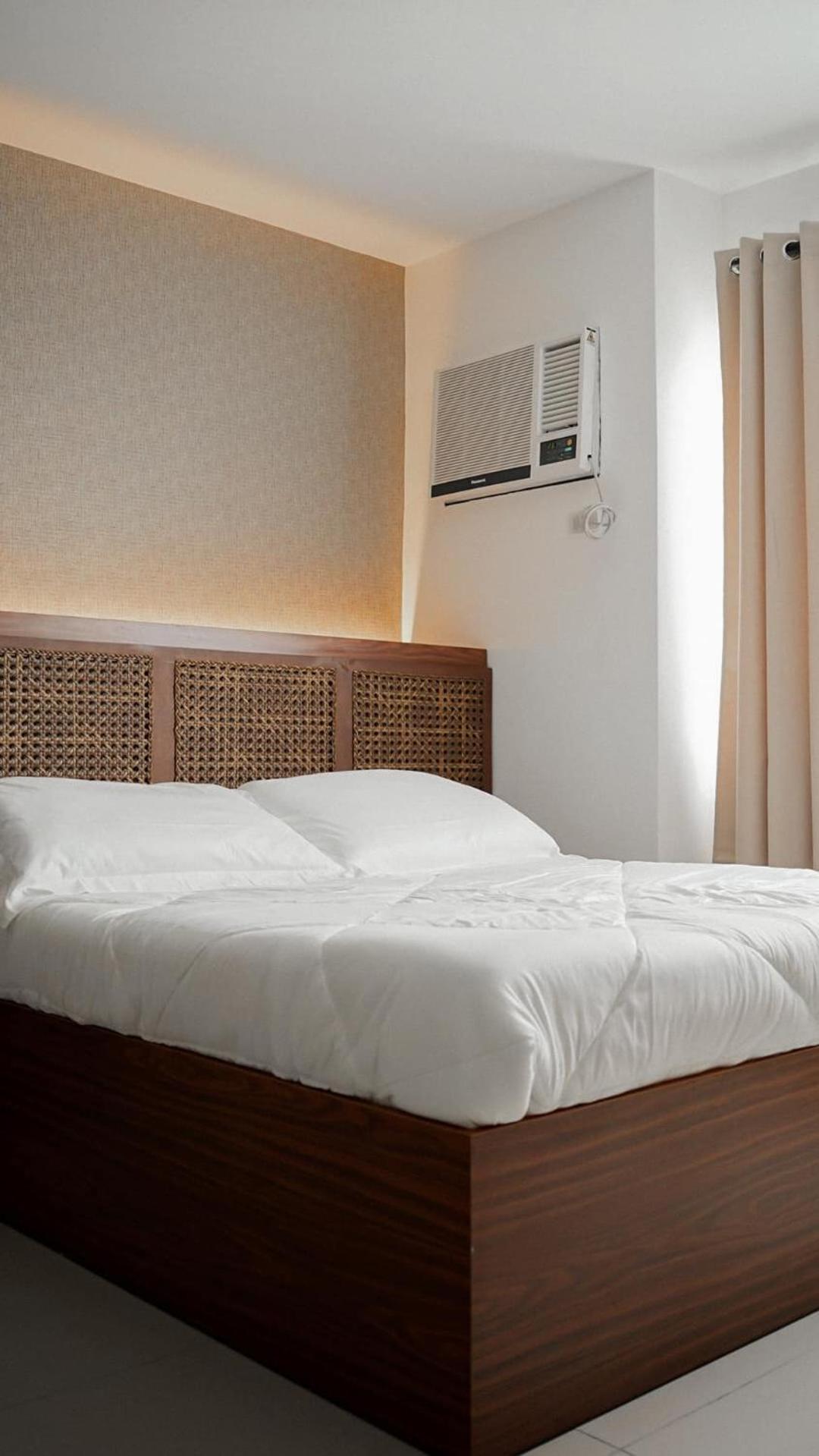 Go Hotels Bacolod Kültér fotó
