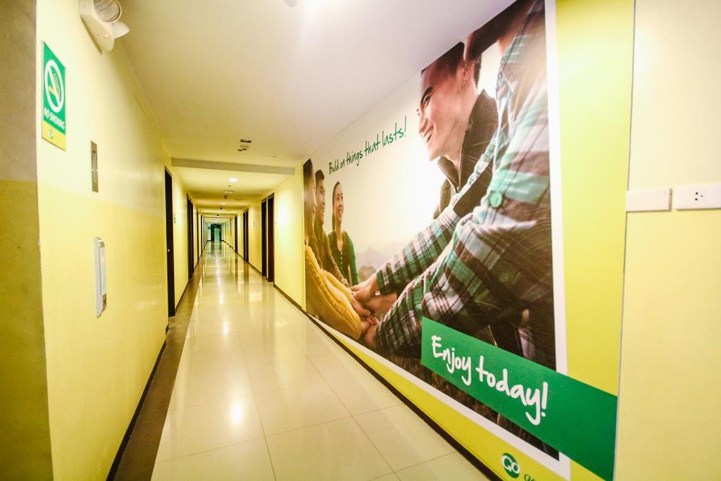 Go Hotels Bacolod Kültér fotó