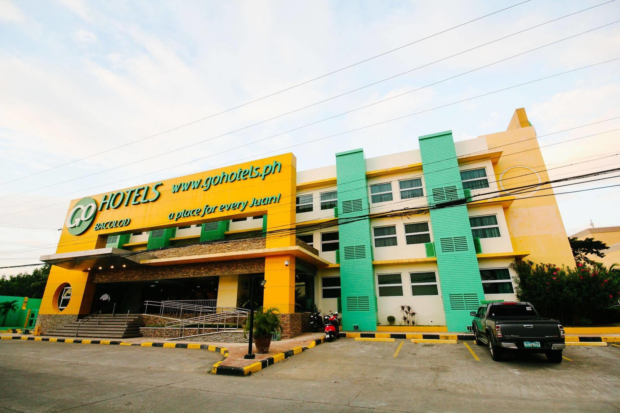 Go Hotels Bacolod Kültér fotó
